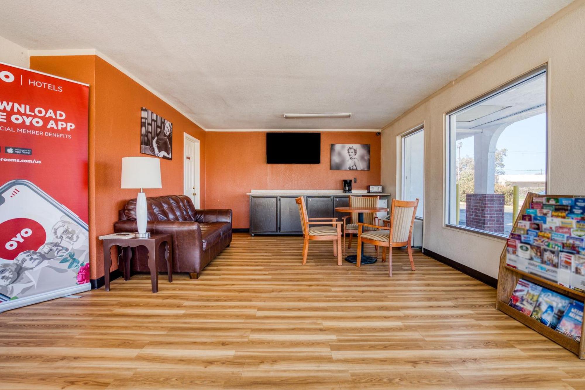 Oyo Hotel Waco University Area I-35 Eksteriør billede