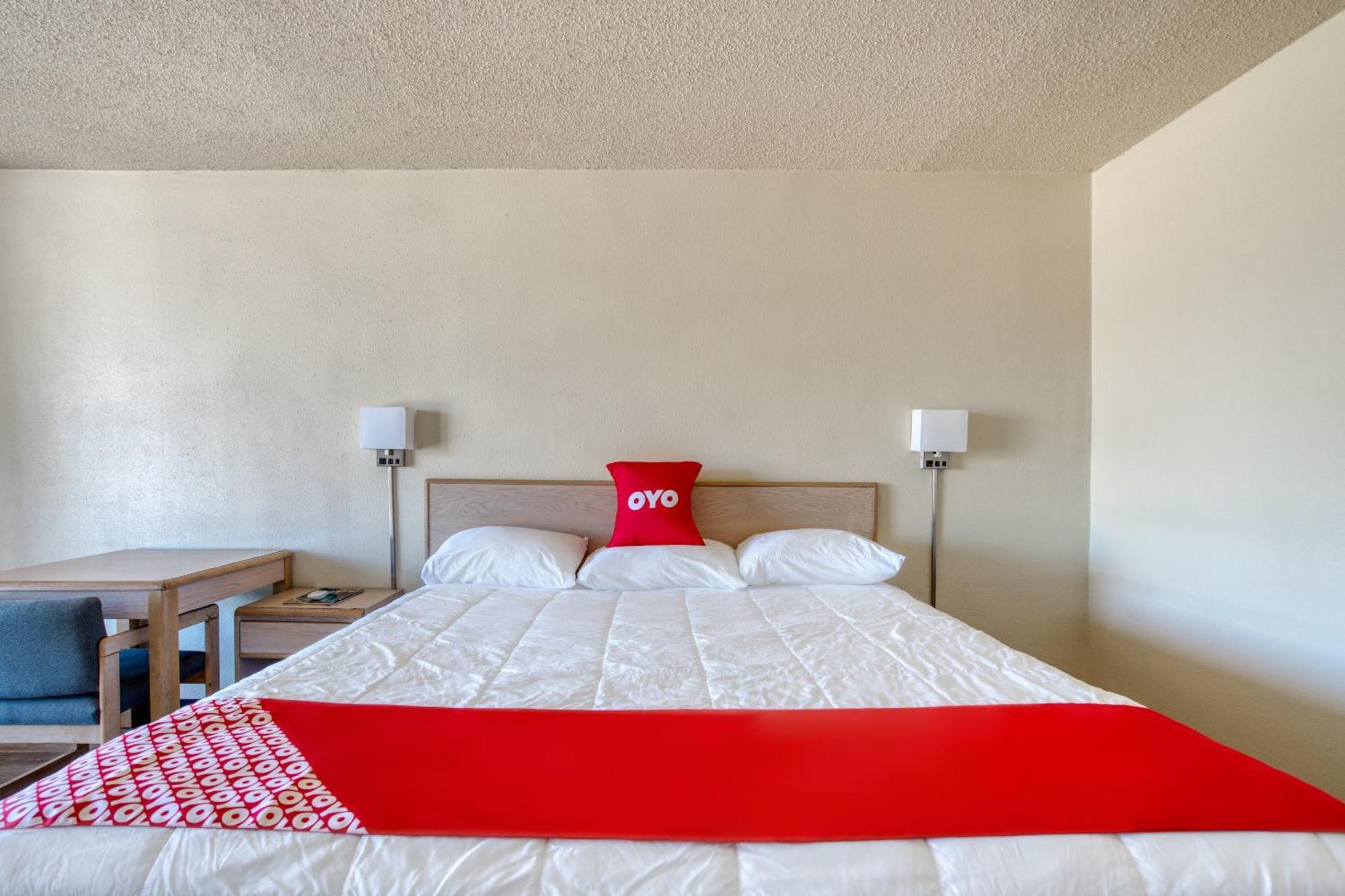 Oyo Hotel Waco University Area I-35 Eksteriør billede